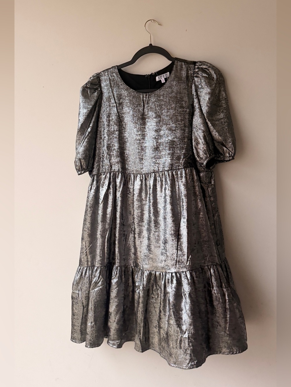 TCEC Metallic Puff-Sleeve Tiered Dress - Silver